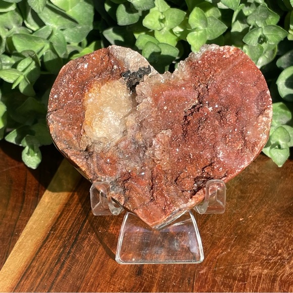 Druzy Chalcedony Crystal Heart - Picture 3 of 14